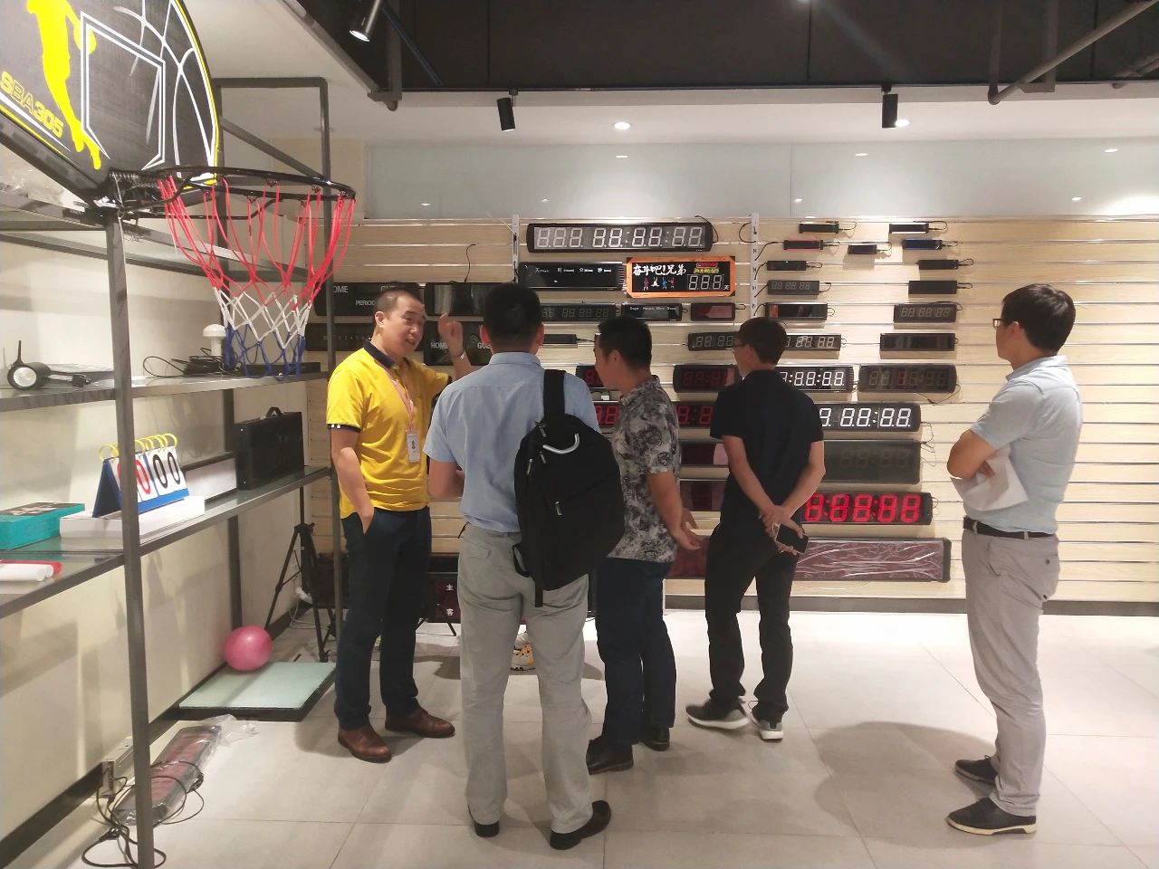 贛鑫電子有限公司 贛鑫電子有限公司